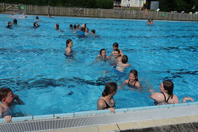 Tag 7 - Ein Tag im Schwimmbad